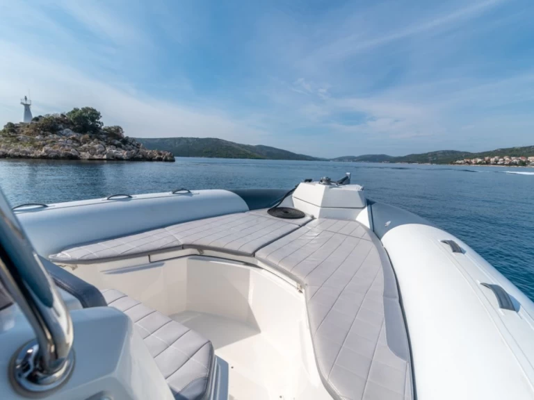 Hyr en Marlin Boat Dynamic 790 pro Trogirski Zaliv 