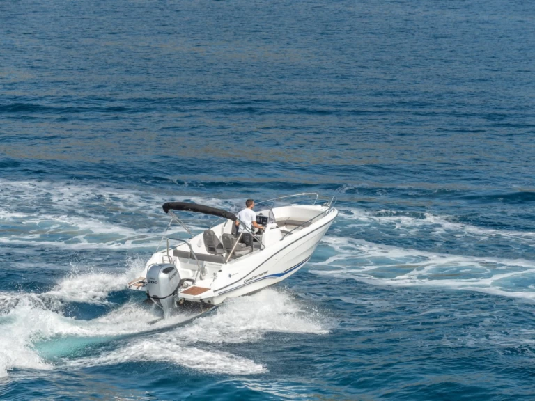 Hyra Motorbåt  med eller utan skeppare Jeanneau Trogirski Zaliv 