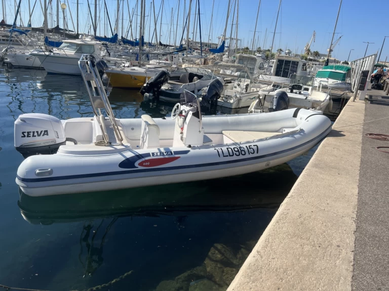 Yacht charter La Ciotat billig Selva 600