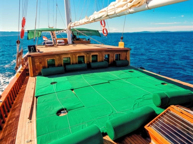 Yacht charter Stobreč billig Alisa