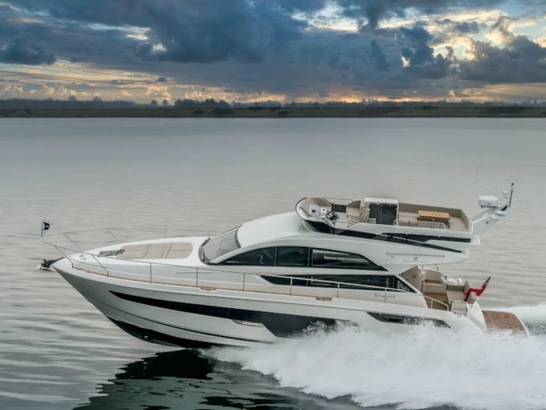 Båtuthyrning Fairline Fairline Squadron 50 i Donji Seget på Samboat 
