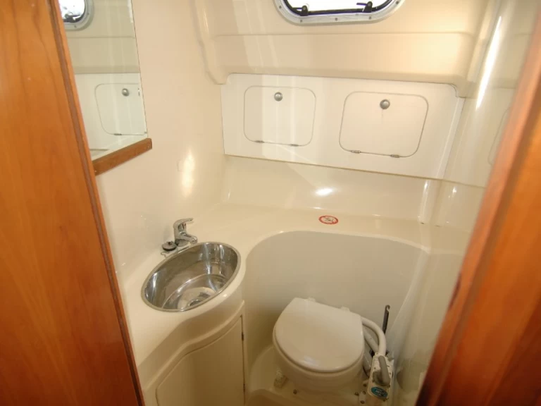 Yacht charter Sukošan billig ADRIA 1002