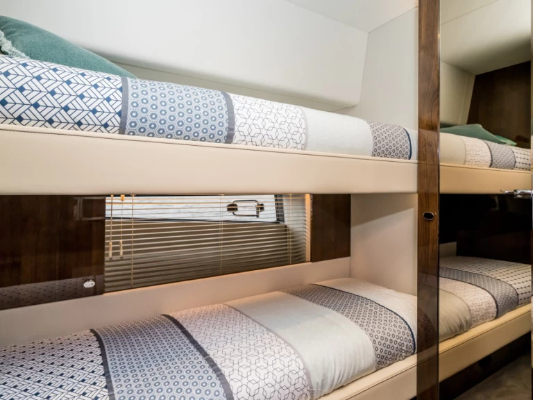 Båtuthyrning Fairline Fairline Squadron 50 i Donji Seget på Samboat 