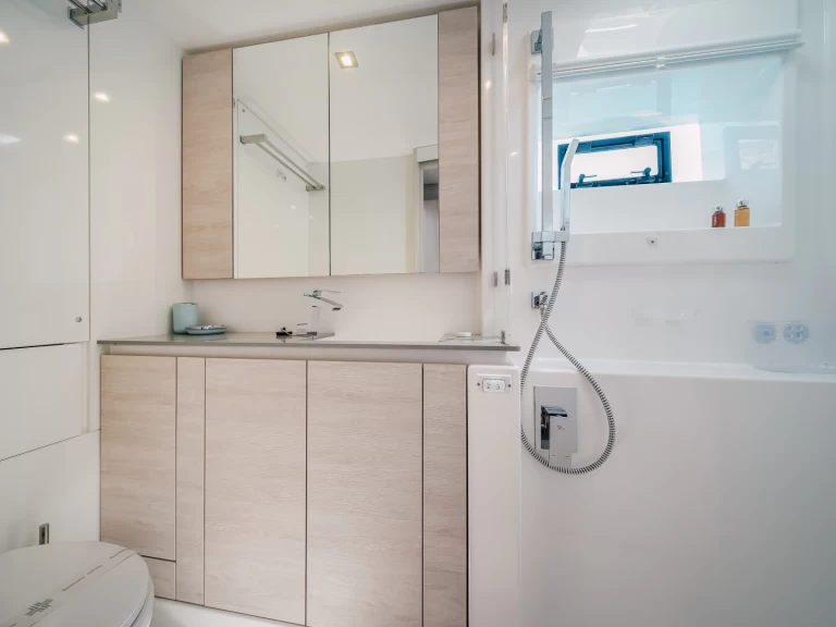 Yacht charter Split  billig Leopard 50