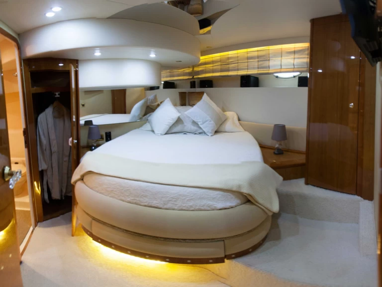 Uthyrning Motorbåt  i Alimos - Azimut Azimut 58 Refit 2025