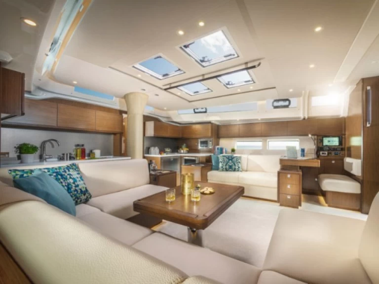 Uthyrning Segelbåt  i Alimos - Bavaria Bavaria C57