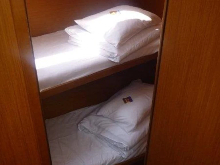 Hyra Segelbåt  med eller utan skeppare Jeanneau Sukošan 