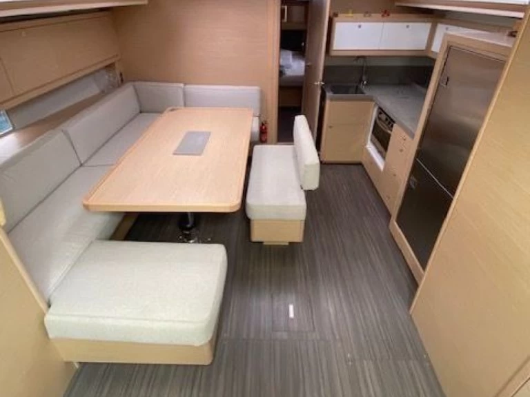 Hyr en Dufour Dufour 470 Marseille 