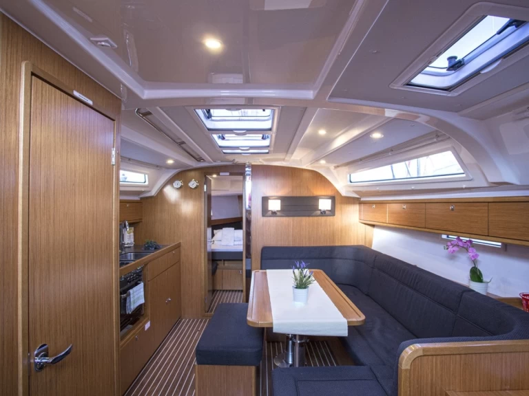 Yacht charter Zadar billig Cruiser 41