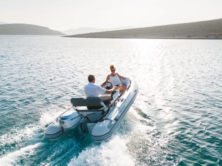 Uthyrning Katamaran  Lagoon med en båtlicens 