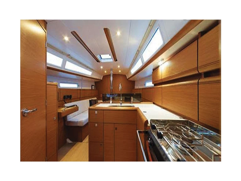 Yacht charter Gouvia billig Sun Odyssey 389