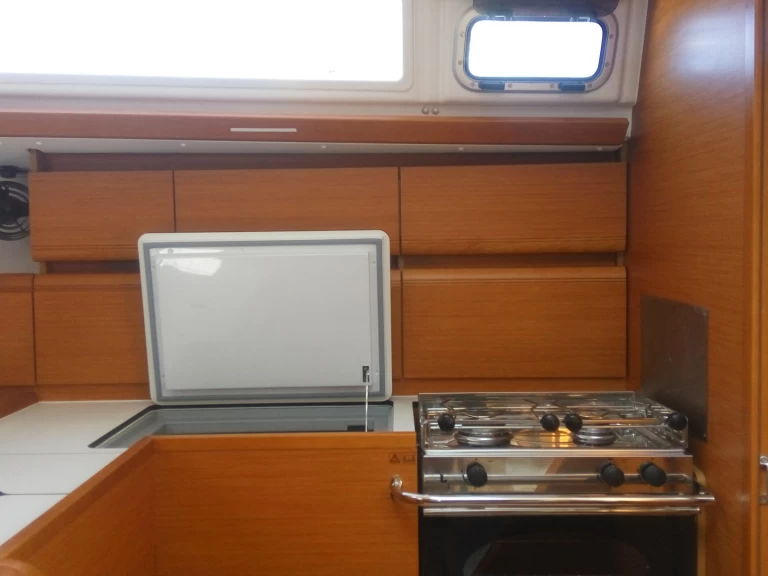 Uthyrning Alimos - Jeanneau Sun Odyssey 449 av Samboat 