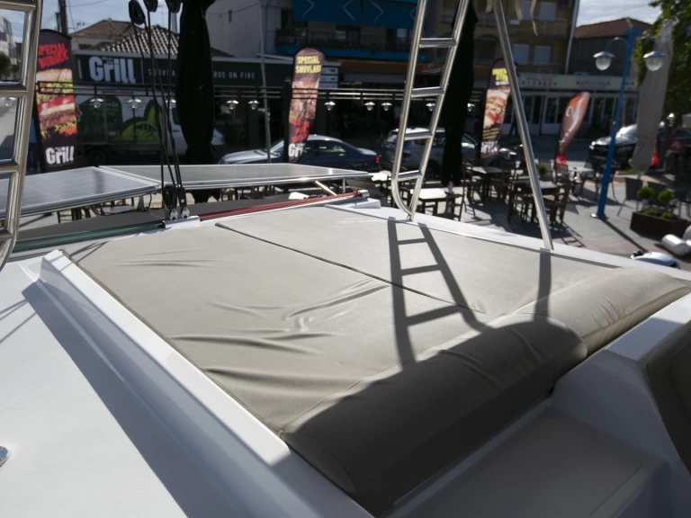 Yacht charter Keramotí billig Bali 4.1