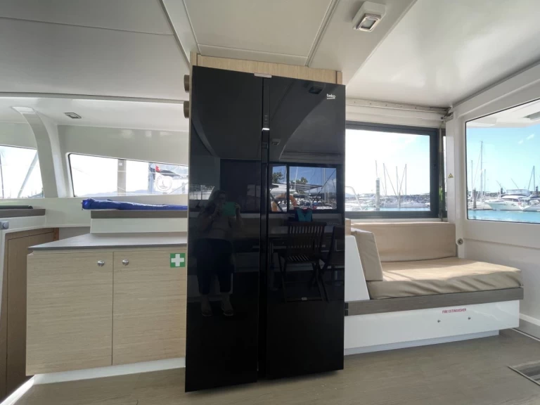 Hyra Katamaran  med eller utan skeppare Bali Airlie Beach 