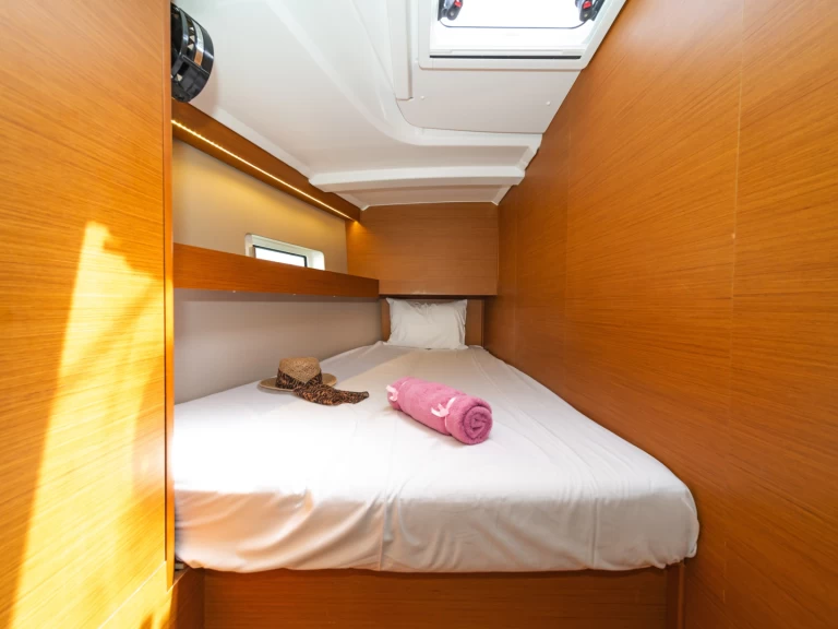 Hyr en Jeanneau Sun Odyssey 490 Kos  