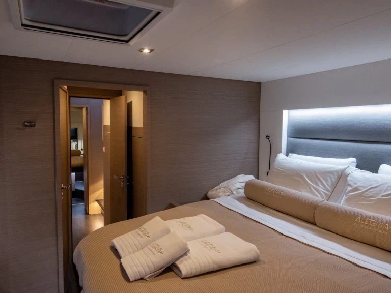 Båtuthyrning Fountaine Pajot Saona 47 i Pýlos på Samboat 