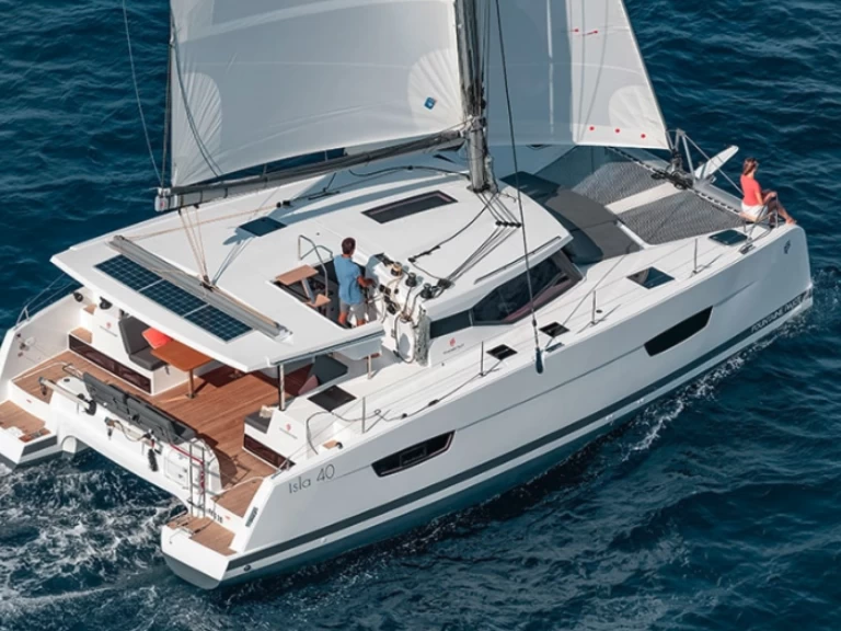 Fountaine Pajot ISLA 40 - SEABARIS charter bareboat eller skeppad i Toulon
