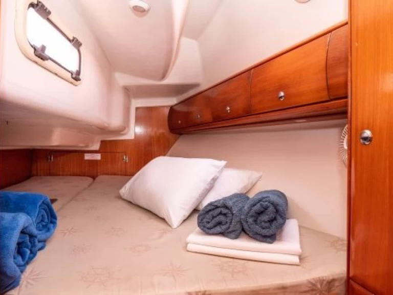 Uthyrning Vlycho - Bavaria Cruiser 32 av Samboat 