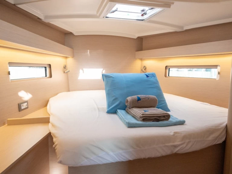 Hyr en Bénéteau Oceanis 40.1 Gocek 