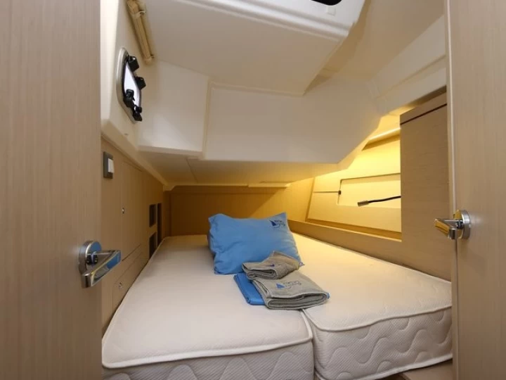 Hyr en Bénéteau Oceanis 46.1 Gocek 