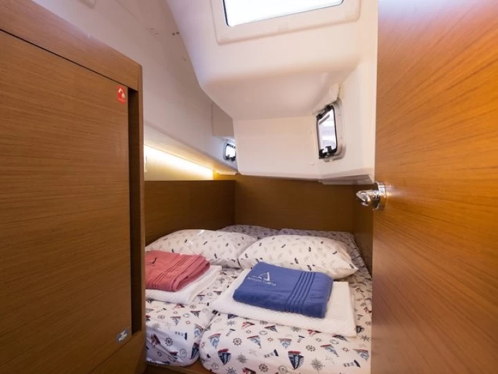 Hyr en Jeanneau Sun Odyssey 410 Fethiye 