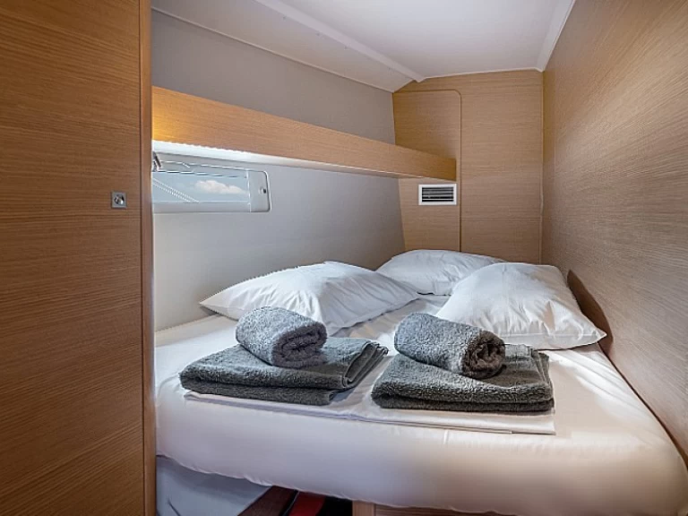 Segelbåt  för uthyrning Lefkáda till det bästa priset 