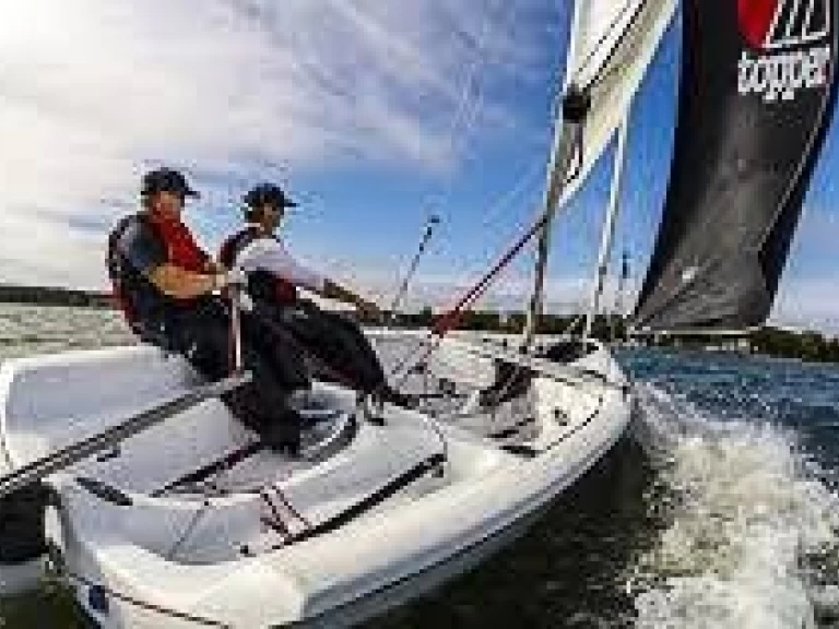 Yacht charter Carnac billig TOPAZ VIBE X