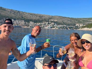 Båtuthyrning Jeanneau Cap Camarat 7.5 CC Serie 2 i Dubrovnik på Samboat 