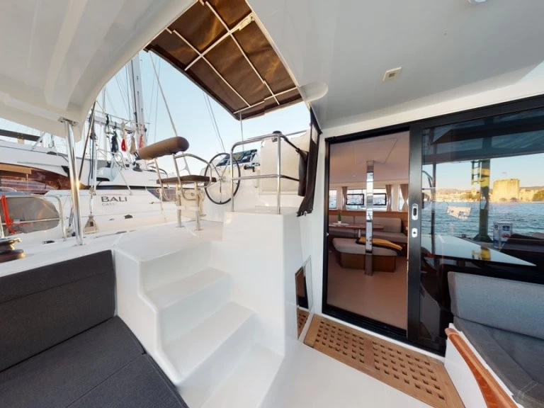 Katamaran  för uthyrning Rogoznica till det bästa priset 