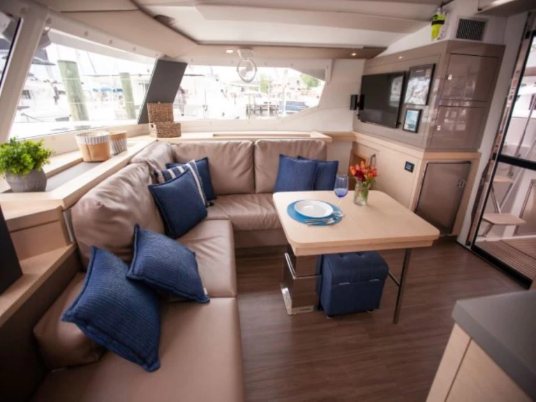 Yacht charter Annapolis billig Saona 47