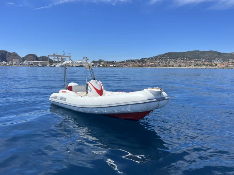 Selva Sport S.550 charter bareboat eller skeppad i La Ciotat