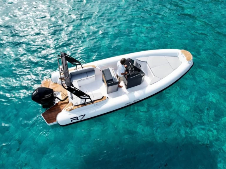Uthyrning RIB i Le Lavandou - Renier Renier R7 Tourer