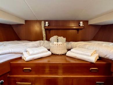 Hyra Yacht  med eller utan skeppare Vitech Sète 