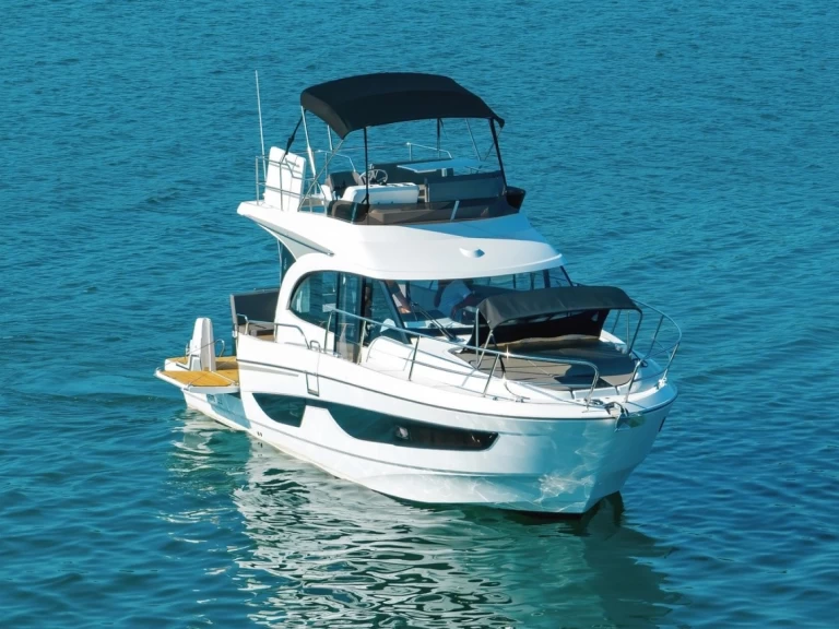 Uthyrning Motorbåt  i Pirovac - Bénéteau Antares 11 FLY