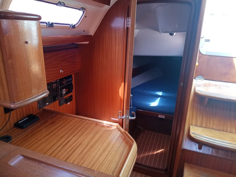 Hyr en Bavaria Bavaria 36 Mahon Port 