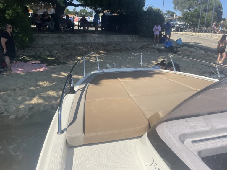 Motorbåt  för uthyrning Lège-Cap-Ferret till det bästa priset 