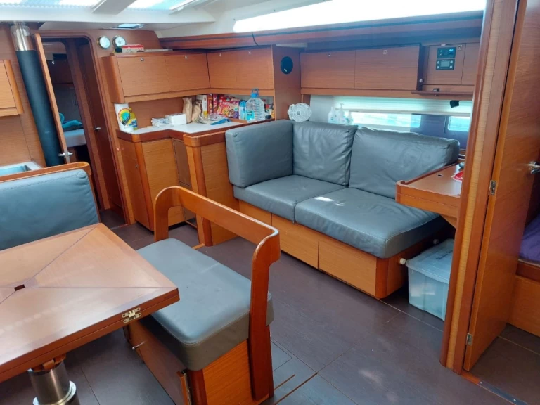 Yacht charter Donji Seget billig Dufour 520 Grand Large