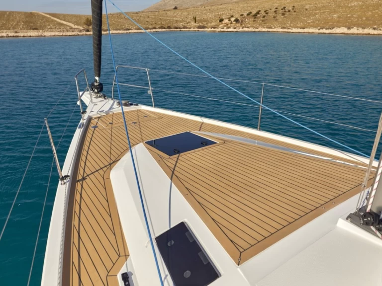 Hyr en Elan Impression 45 Pirovac 