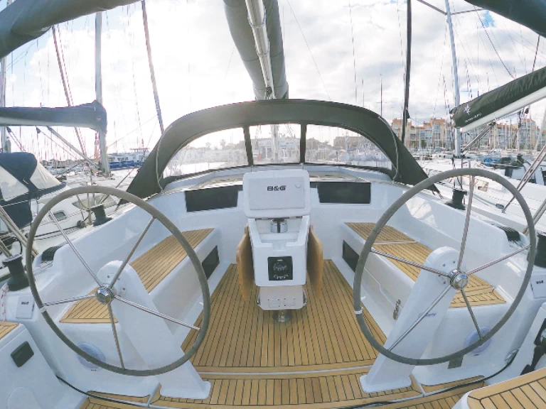 Uthyrning Hyeres - 69 HANSE 418 av Samboat 