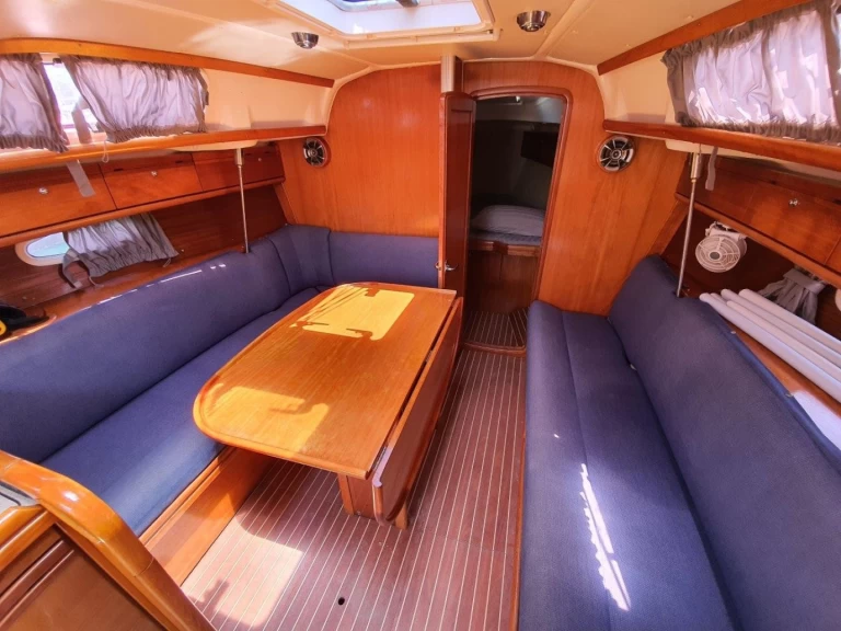 Hyr en Bavaria Bavaria 34 Cruiser - 2 cab. Mai Khao 