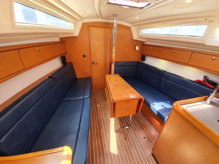 Hyra Segelbåt  med eller utan skeppare Bavaria Mai Khao 