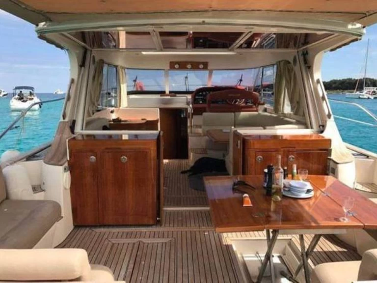 Yacht charter Marseille billig Mystic 44