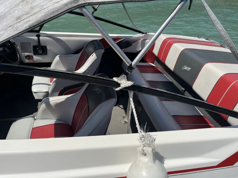 Hyr en Glastron Sierra 177 sl Sevrier 