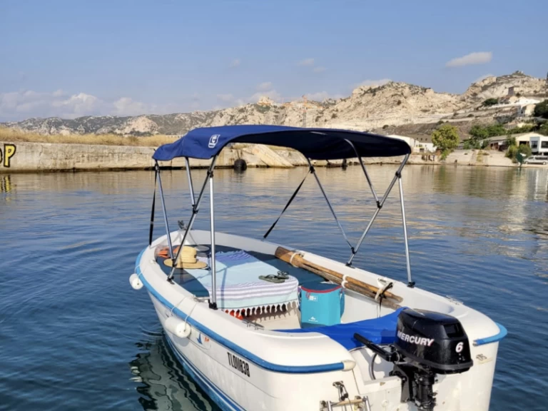Hyra Motorbåt  med eller utan skeppare Quicksilver Marseille 