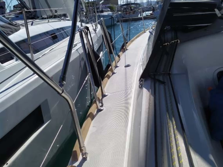 Hyr en Jeanneau Sun Odyssey 349 Trogir  