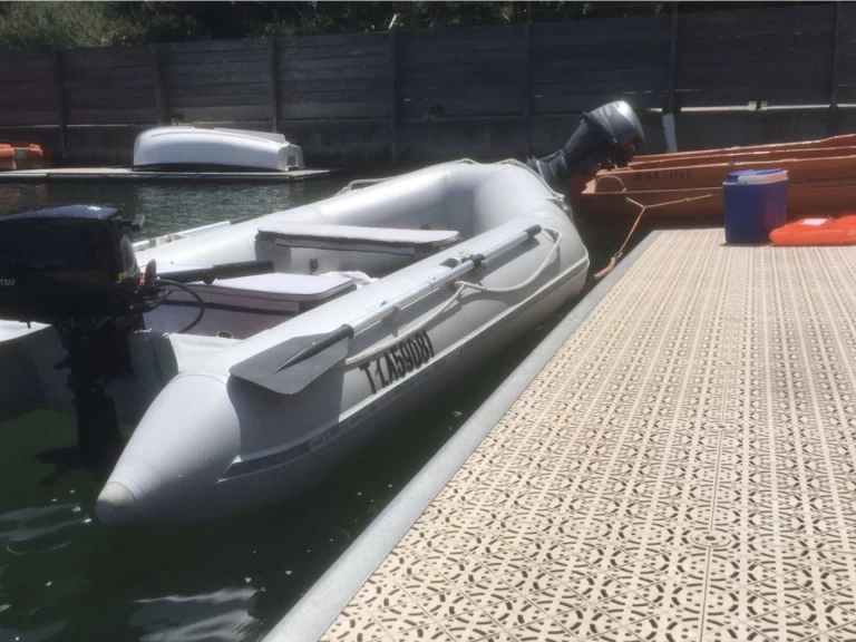 Hyra RIB med eller utan skeppare Quicksilver Marseille 