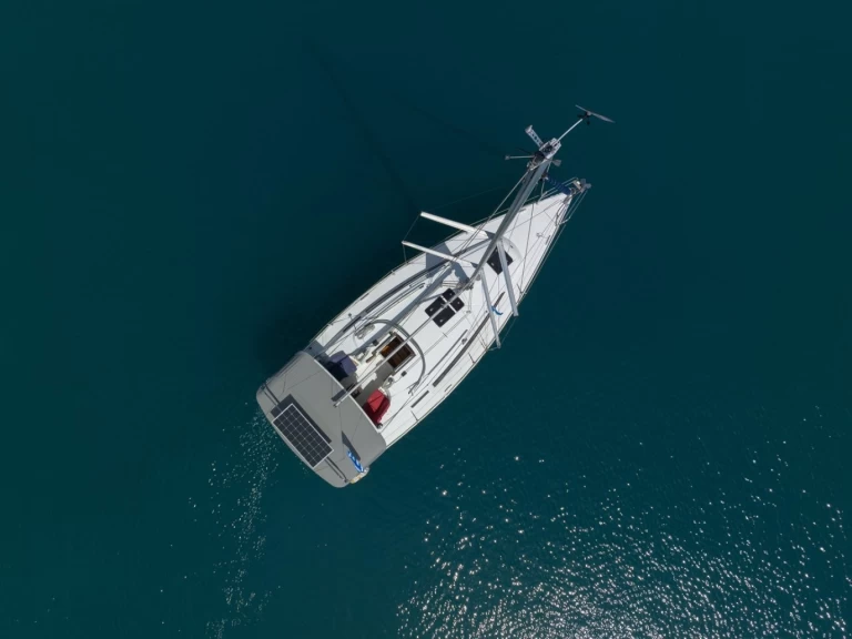 Yacht charter Lefkáda billig Cruiser 33