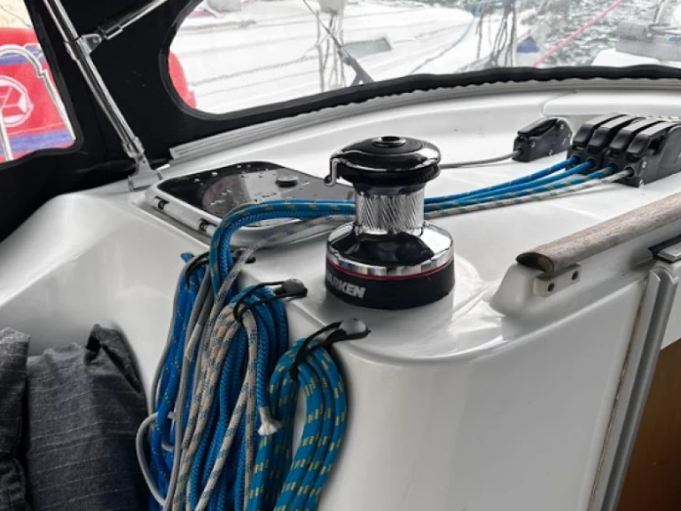 Bénéteau Oceanis 473 Clipper charter bareboat eller skeppad i Lefkáda