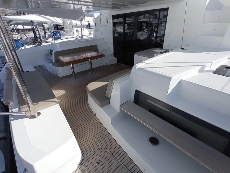 Båtuthyrning Lagoon Lagoon 50 i Donji Seget på Samboat 