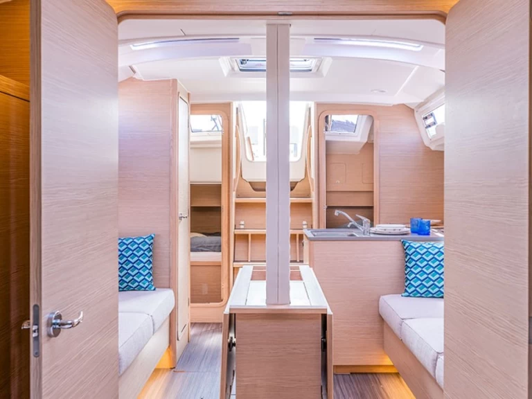 Båtuthyrning Dufour Dufour 37 i La Rochelle på Samboat 